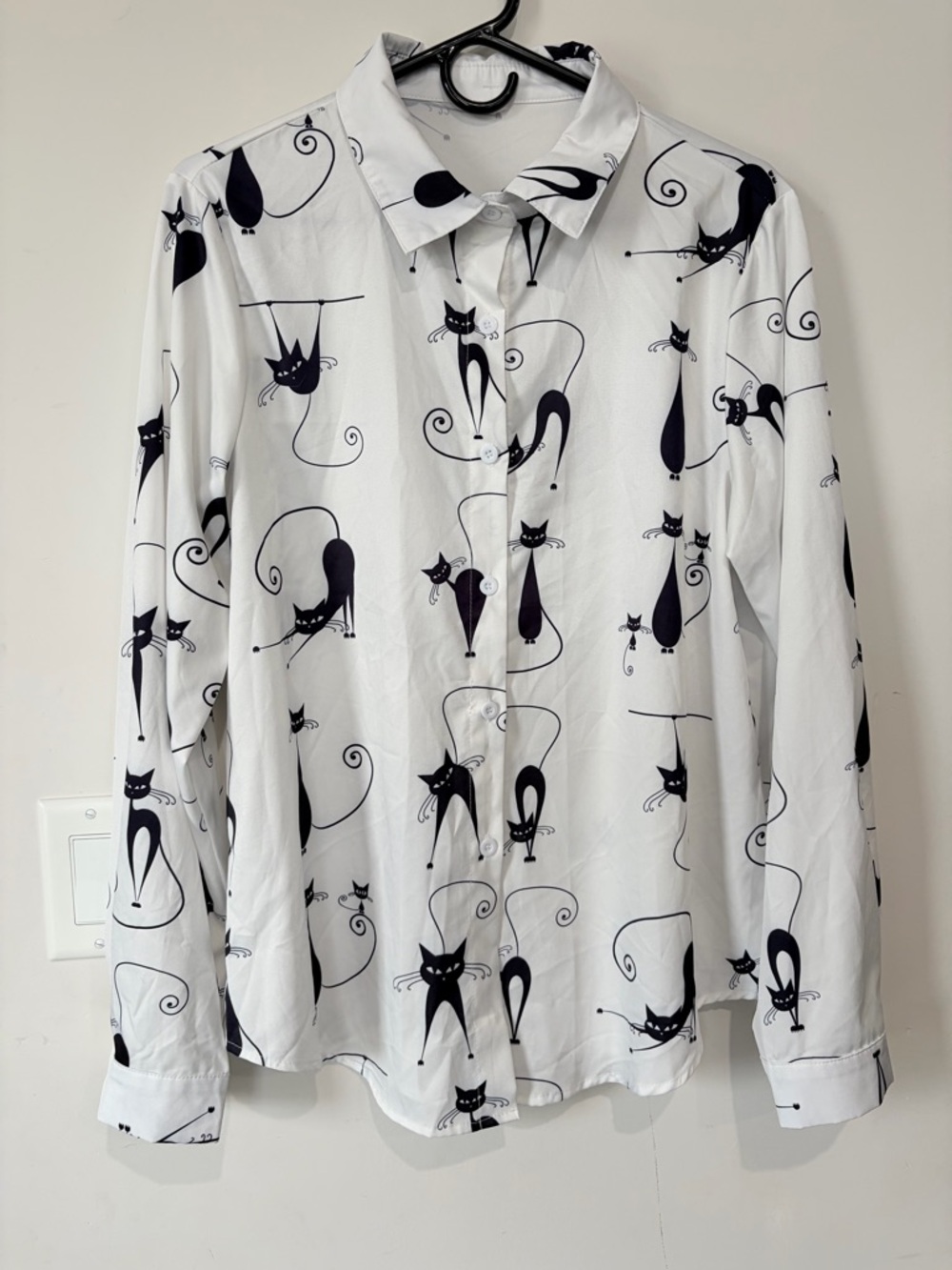 Super cute women’s blouse with cats
